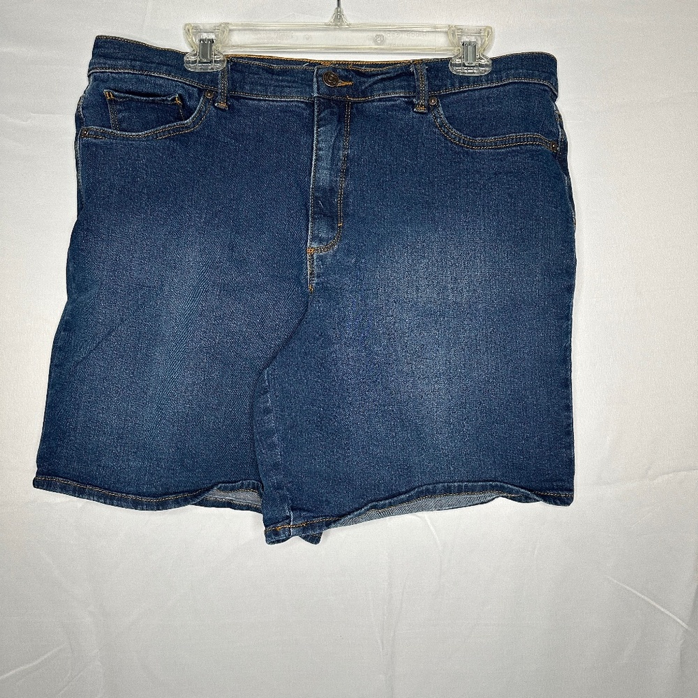 Gloria Vanderbilt Dark Wash Bermuda Shorts